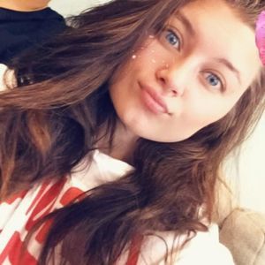 Meet your Posher, Karalyn